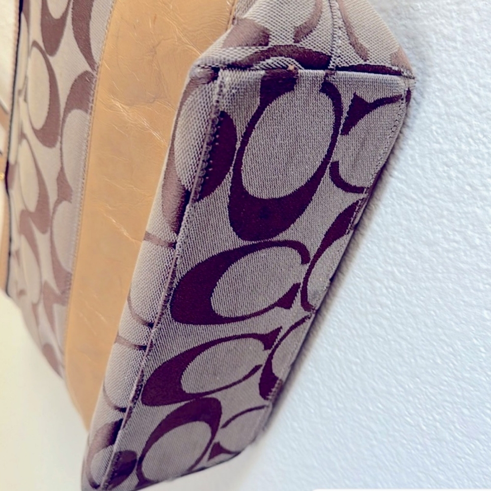 Coach Beige and Brown Signature Tote - Picture 4 of 13